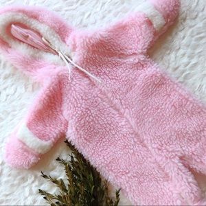 Dr. Denton 0-6 mos baby fuzzy pink footie w/ mitts